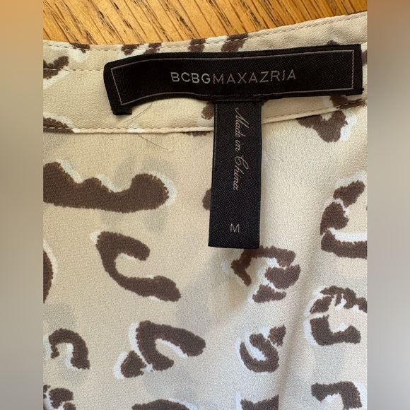 BCBGMAXAZRIA ANIMAL PRINT DRESS - Picture 4 of 10